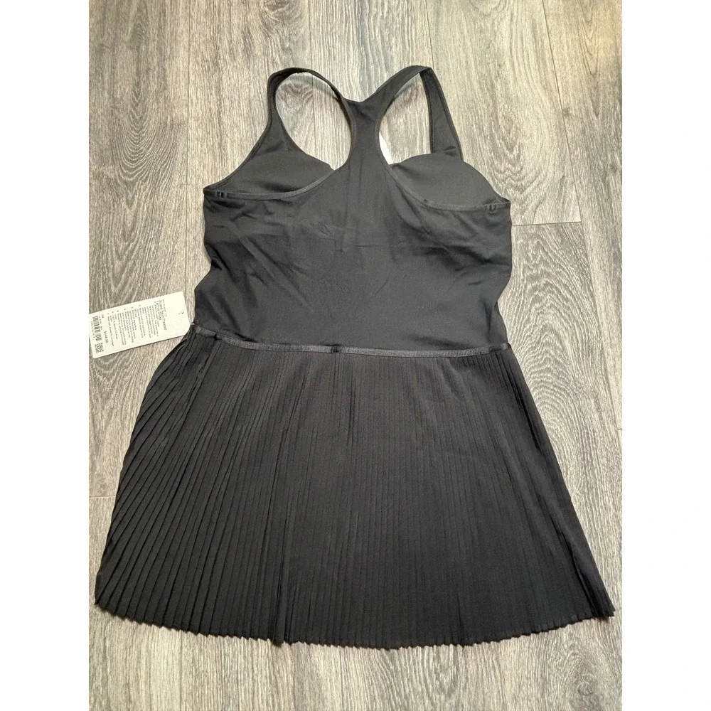 lululemon athletica scoop neck